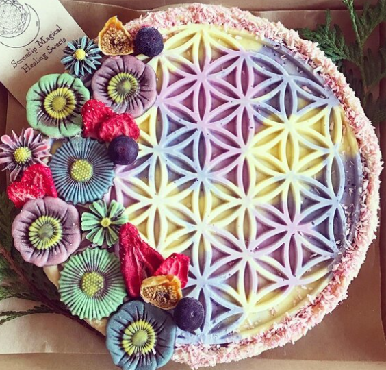 Flower of life RAW CAKE フラワーオブライフのローケーキ _ minne 日本最大級のハンドメイド・手作り通販サイト